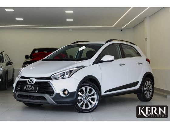 HYUNDAI HB20X 1.6 16V PREMIUM FLEX 4P AUTOMÁTICO